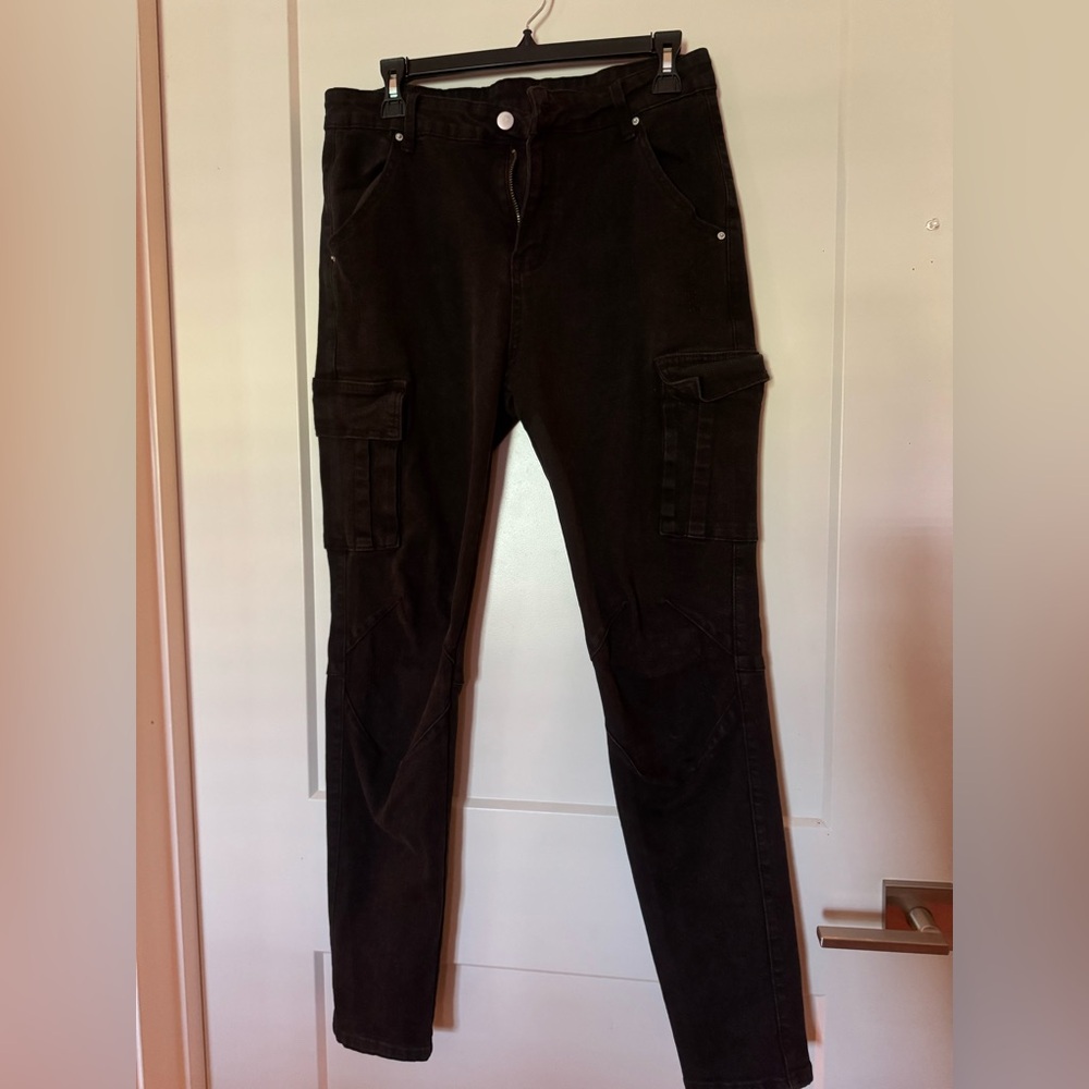 ROMWE Carpenter Diamond Knee Jeans